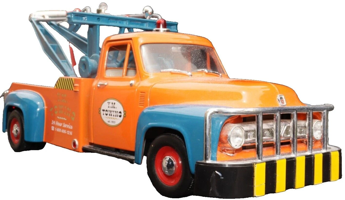 Pressed Steel 1:18 Scale Diecast Tow Trucks
