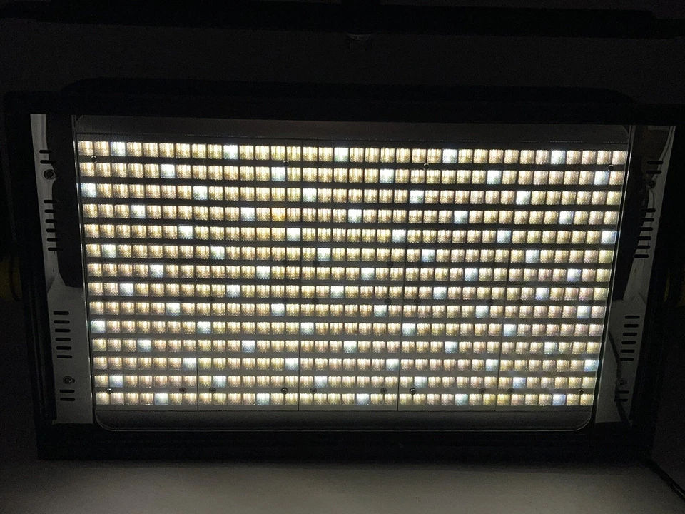 Lowel Prime LED 400 Tungsten - 3200K - Lowel PRM-400TU   Excellent Condition - Image 2 of 4