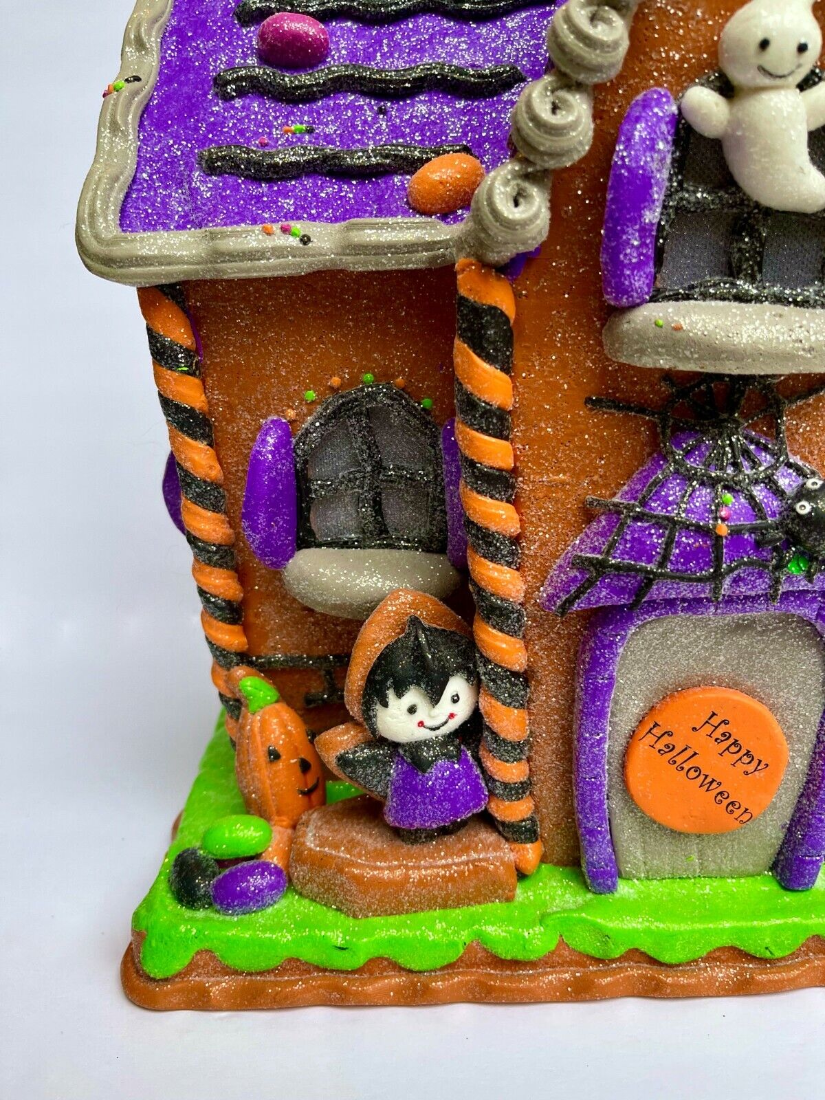 Kit de Halloween: Casinha de Gingerbread Assombrada!