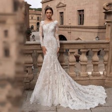 Full Sleeve Wedding Dress Mermaid Scoop Neck Bridal Robes Button Bride Dresses