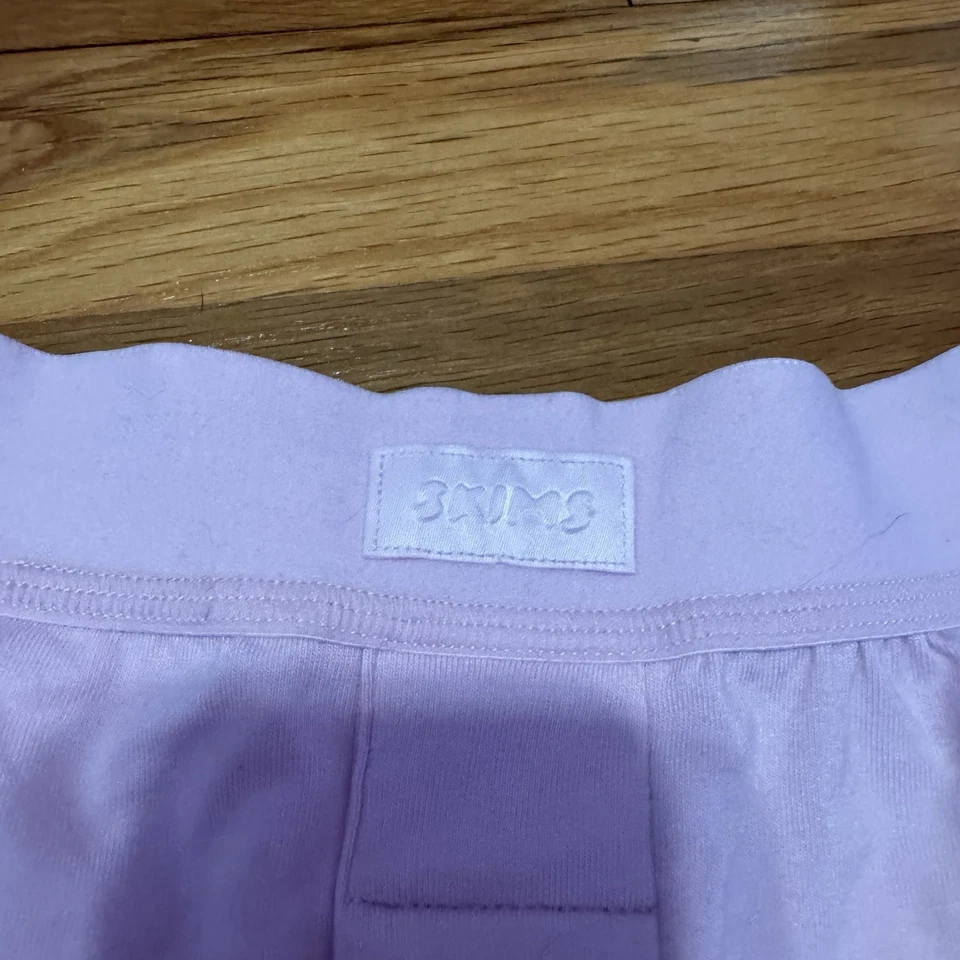 skims light pink oversized boxer style shorts size small - Image 2 of 4