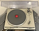 Technics Vintage SL-Q202 Quartz Direct Drive Automatic Turntable W/ Audio Cable
