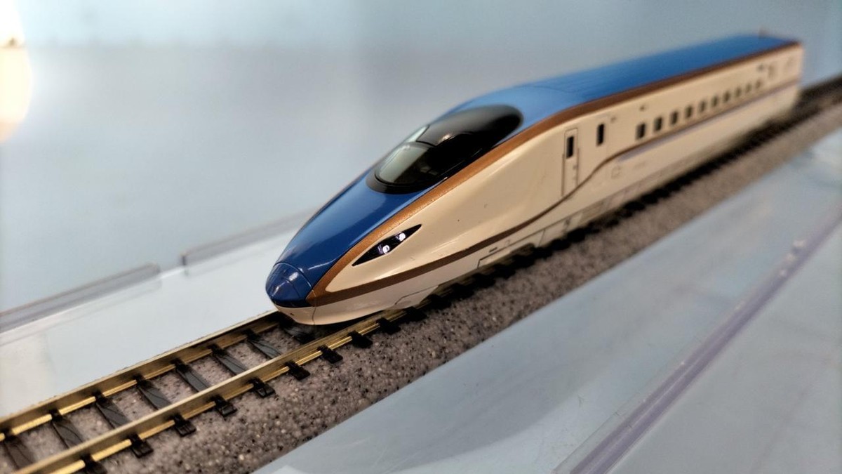 Kato W7 Series Hokuriku Shinkansen Hakutaka 6-Car Basic Set