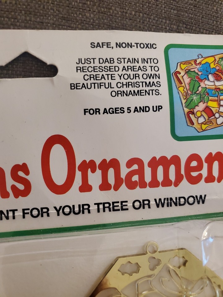 VINTAGE CRAFT HOUSE CHRISTMAS ORNAMENTS PLASTIC STAINED GLASS PLASTIC