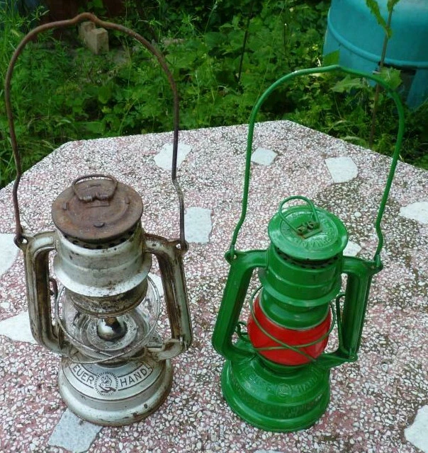 Two Vintage Laterns Feuerhand 225 Medium & Feuerhand 175 Super baby