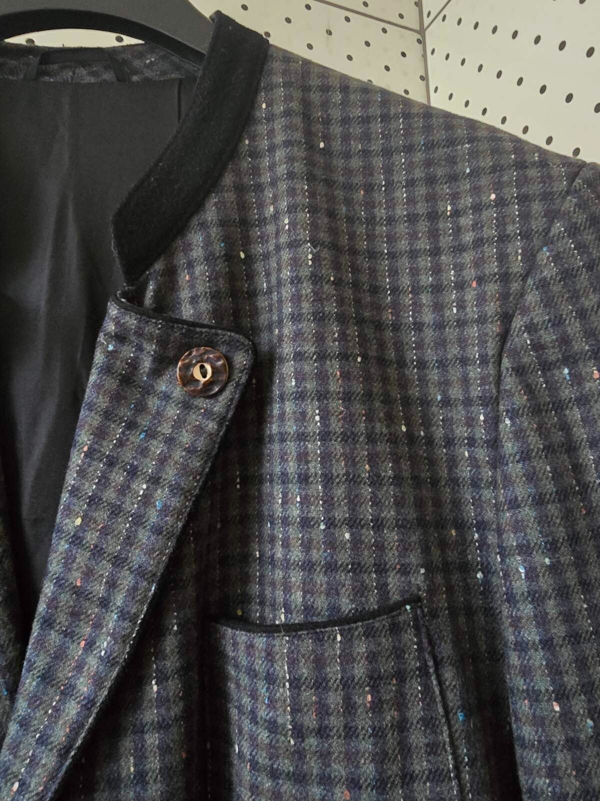 Picture 4 of 21