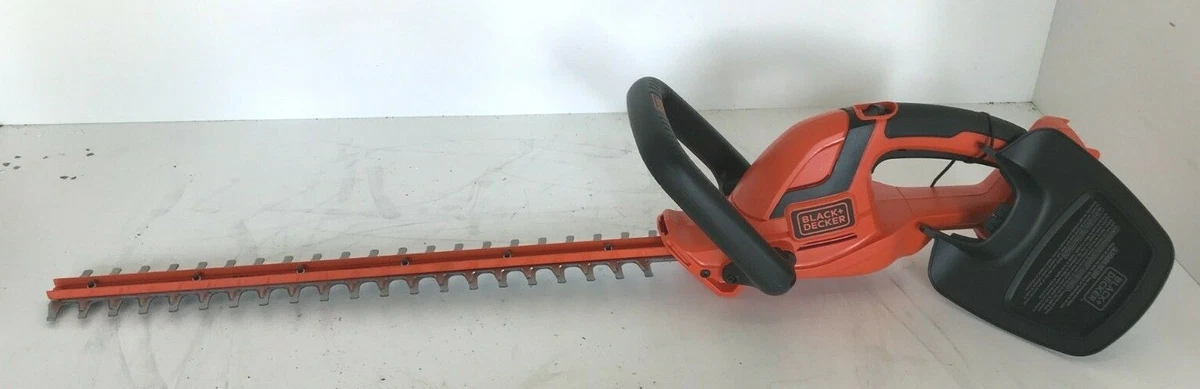 22 40V Max* Hedge Trimmer