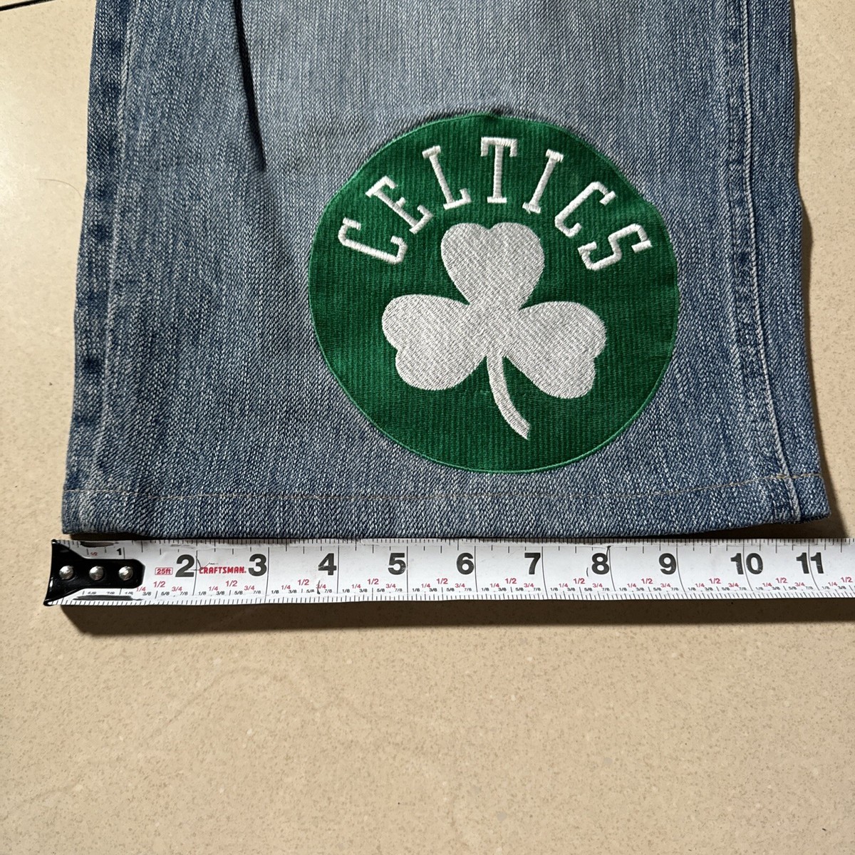 UNK NBA CELTICS ワイド 刺繍ロゴ デニム 40 UNK NBA CELTICS ワイド 刺繍ロゴ デニム 40