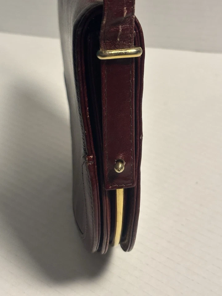 Vintage Burgundy Bordeaux Leather Saddle Crossbody Bag Purse Half Moon Gold - Image 4 of 4