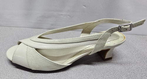 New in Box Easy Street Jalyn Bone/Snake Size 7 M Pumps 2" Heels Slingbacks - Picture 3 of 10
