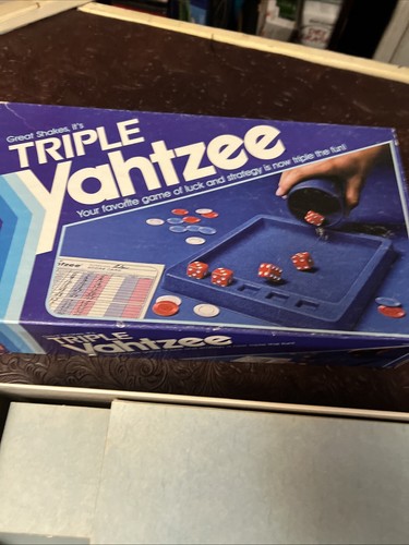 Triple Yahtzee Game Milton Bradley 1991 Vintage Dice Game Red Dice Flocked Tray - Picture 8 of 14