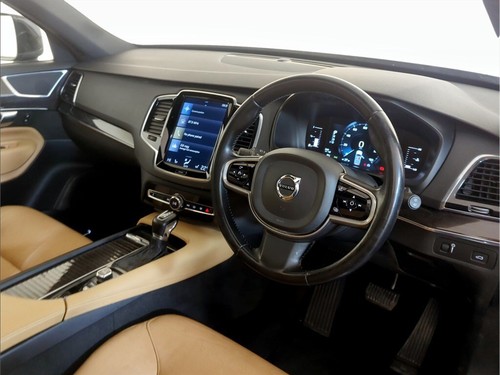 2017 VOLVO XC90 2.0 D5 POWERPULSE MOMENTUM AUTO 4WD EURO 6 (S/S) 5DR SVC HISTORY - Picture 18 of 24