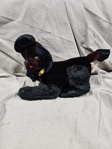 Realistic Vintage French Poodle Transistor Radio Stuffed Animal 1960’s Tested