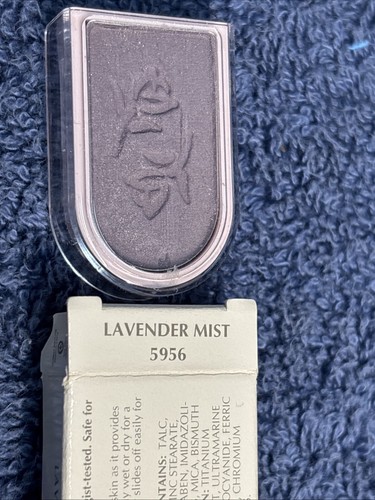 Mary Kay Eye And Cheek Lot W/Compact. R6 - Picture 6 of 15