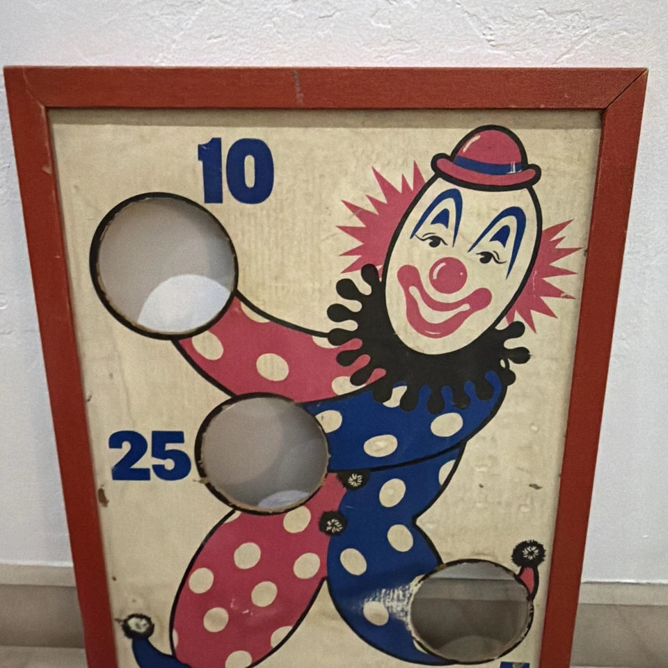 JUEGO DE AGUJERO DE MAÍZ Vintage Años 50 Carnaval Payaso Bolsa de Frijoles Tablero de Lanzamiento Foto 3 de 4