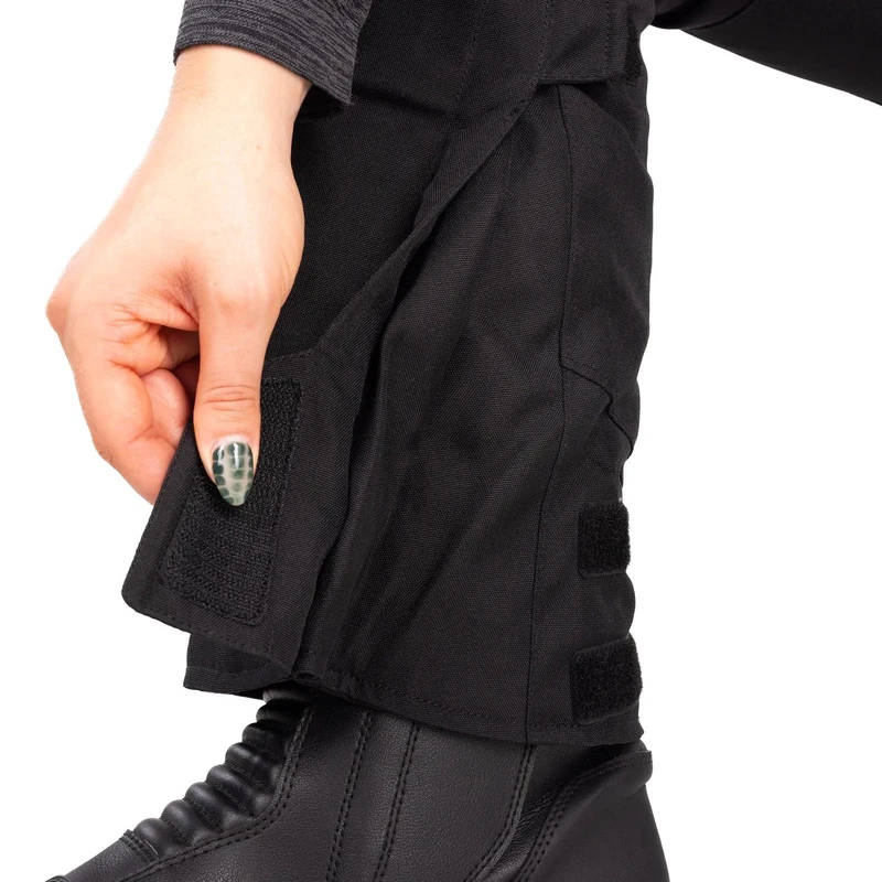 Black, photo 11 of 12