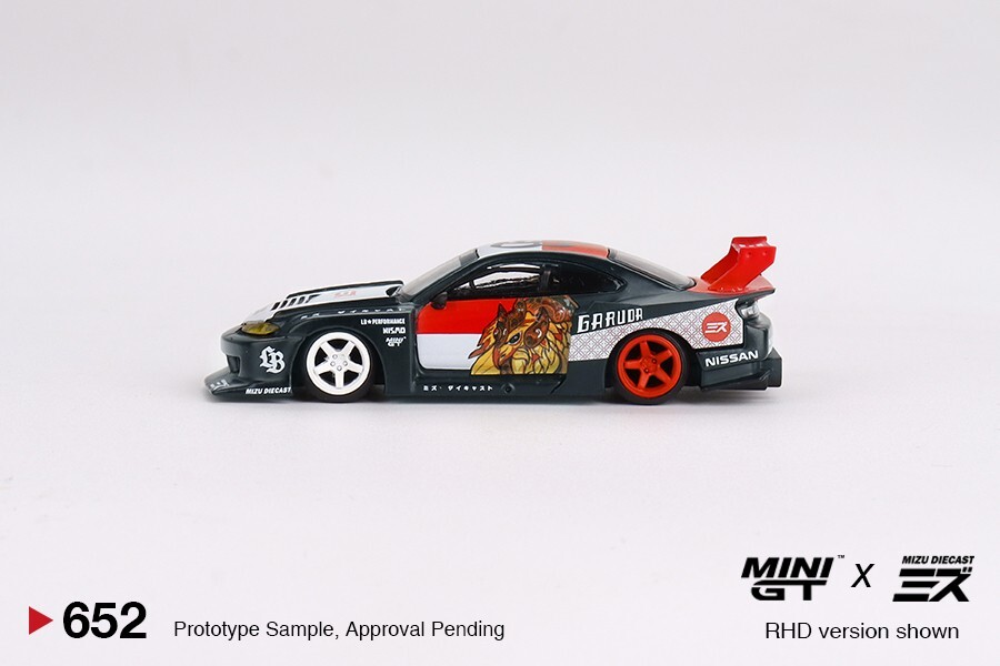 Mini GT x MIZU 1:64 LB-Super Silhouette Nissan SILVIA (S15