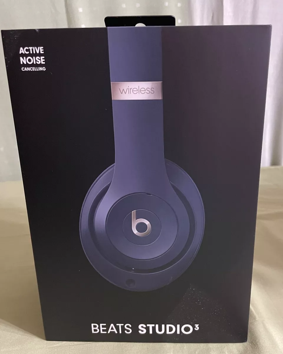 Beats Studio3 Wireless Noise Cancelling Over-Ear Headphones - Apple W1  Headphone Chip, Class 1 Bluetooth, 22 Hours of Listening Time, Built-in