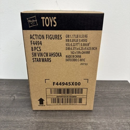 STAR WARS TVC VINTAGE CASE OF 8- ASHOKA CLONE WARS REISSUE - VC102 OPEN CASE