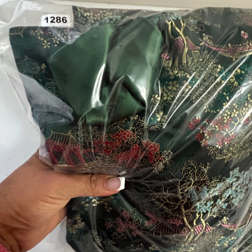 Roupão vintage chinês de seda estilo quimono estampa jardim verde - Imagem 4 de 4