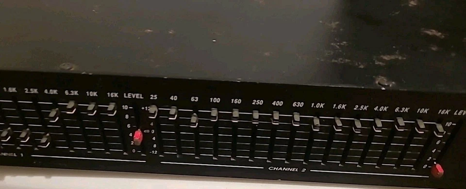 VINTAGE Yorkville Graphic Equalizer Model YEQ-15S   *TESTED* READ DESCRIPTION - Image 3 of 4