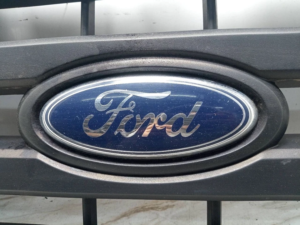 Grille Black Textured Fits 08-19 21-23 FORD E350 VAN 253288 Foto 2 de 4