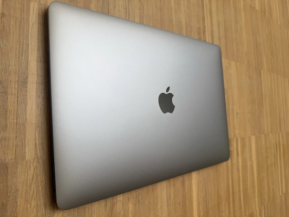 Apple MacBook Pro 13" Touch Bar - MPXV2D/A - A1706 - Space Gray - Bild 3 von 4