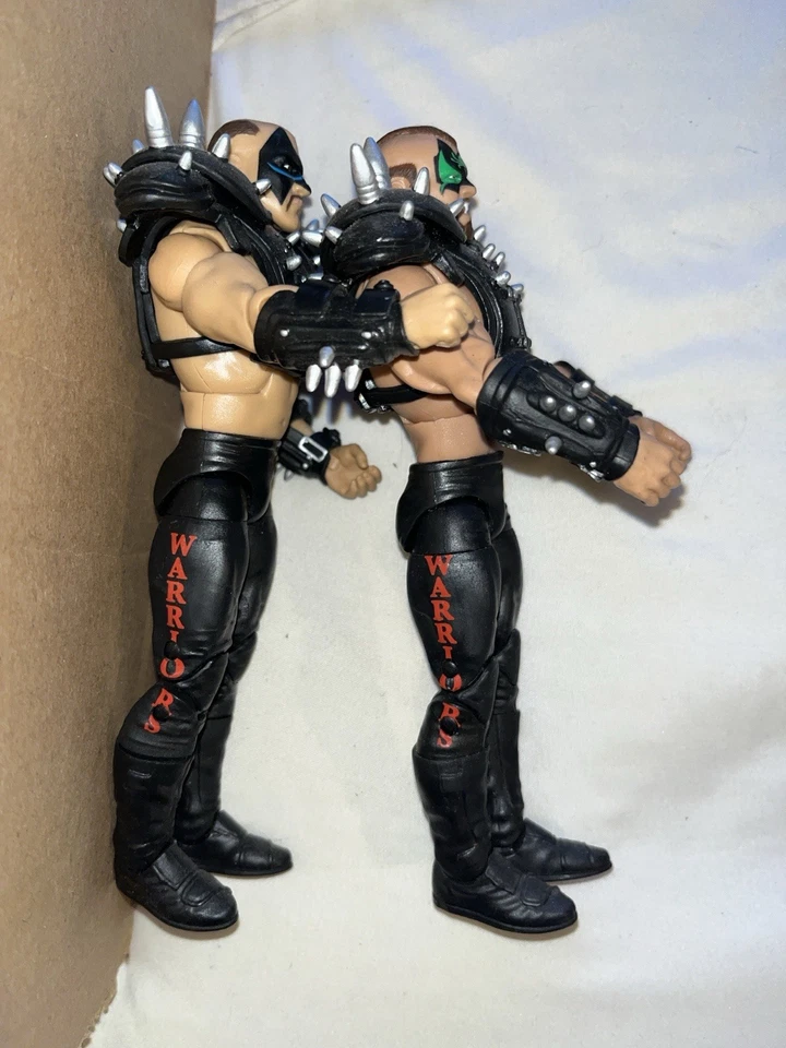 WWE Mattel Elite Legends Road Warriors Hawk & Animal Wrestling Figures hasbro - Image 3 of 4