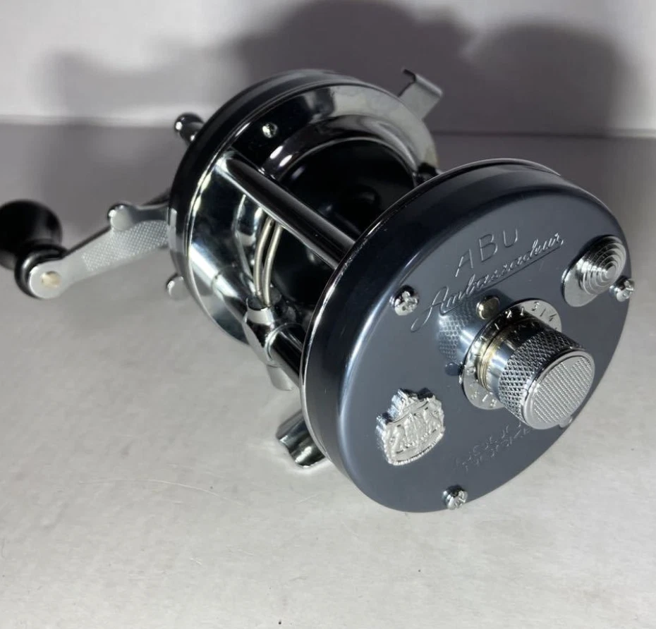 Abu Garcia Ambassador 6500 CS rocket blue gray model