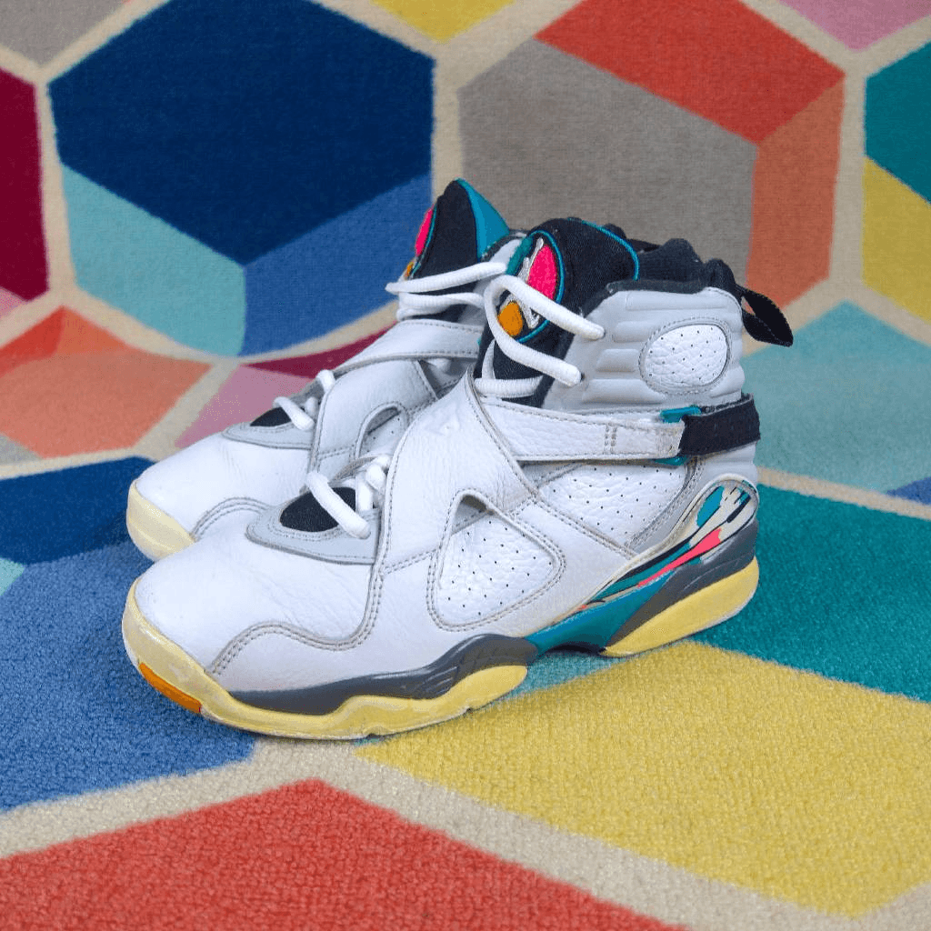 ペテンシー Nike Air Jordan 8 Retro GS Size 4y South Beach White Turbo