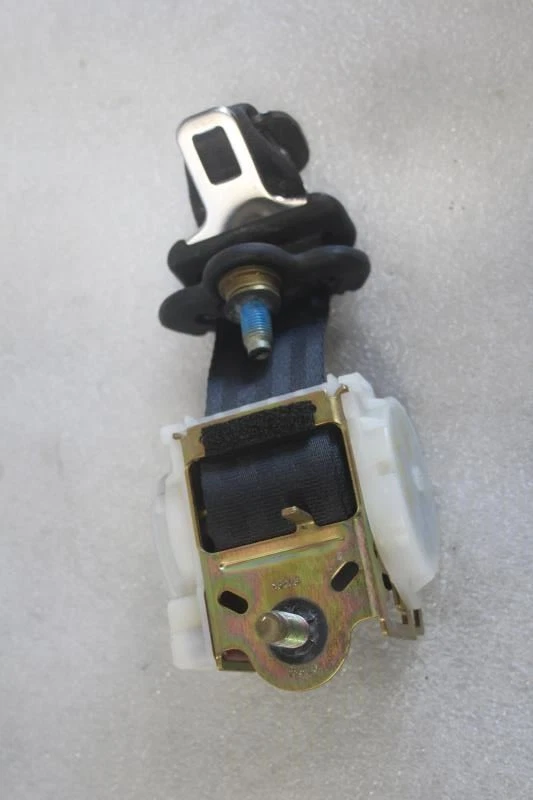Cinturón de seguridad trasero derecho Acura Cl 2001 2002 2003 negro Foto 3 de 4