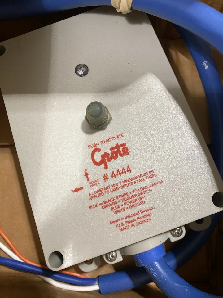 Grote 44440 Automatic Electronic Dome Light Switches With Timer, - Image 2 of 2