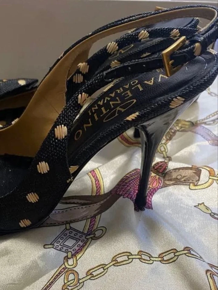 VALENTINO GARAVANI Lunares Slingback Tacones Altos Azul Marino Cinta Talla 35... - Imagen 2 de 4