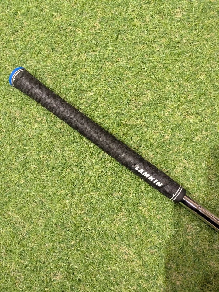 Cobra 4 Iron Dynamic Gold 120 S300 - Image 4 of 4