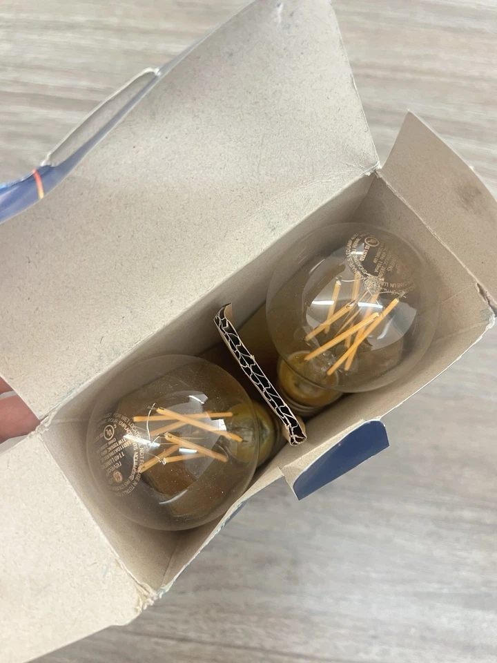 4 Pack GE Reveal HD 100W EQ A19 Color enhancing  LED General purpose Light Bulb - Image 3 of 3