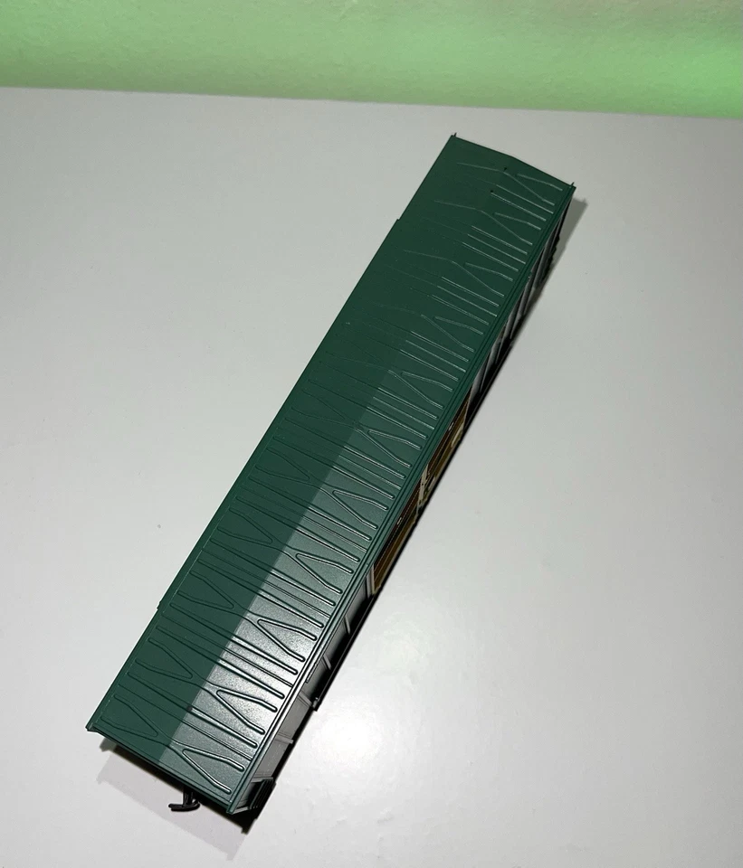 Roundhouse HO Seattle & North Coast 50' Double Door Boxcar #1207 - Image 4 of 4