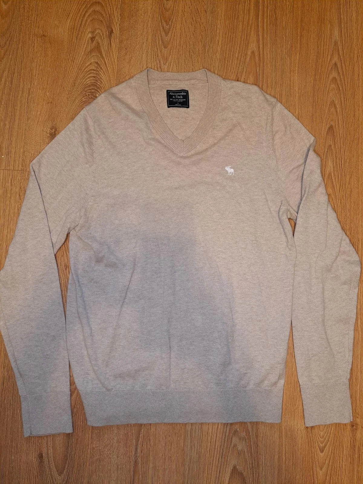 Abercrombie & Fitch Sweater Mens Large Beige V Neck Wool
Opens in a new window or tab