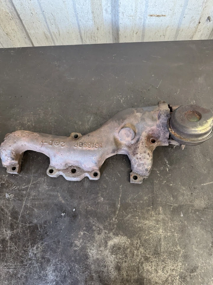 Original Cadillac Eldorado 1985 4.1L Exhaust Manifold (Part #1618866) - Image 3 of 4