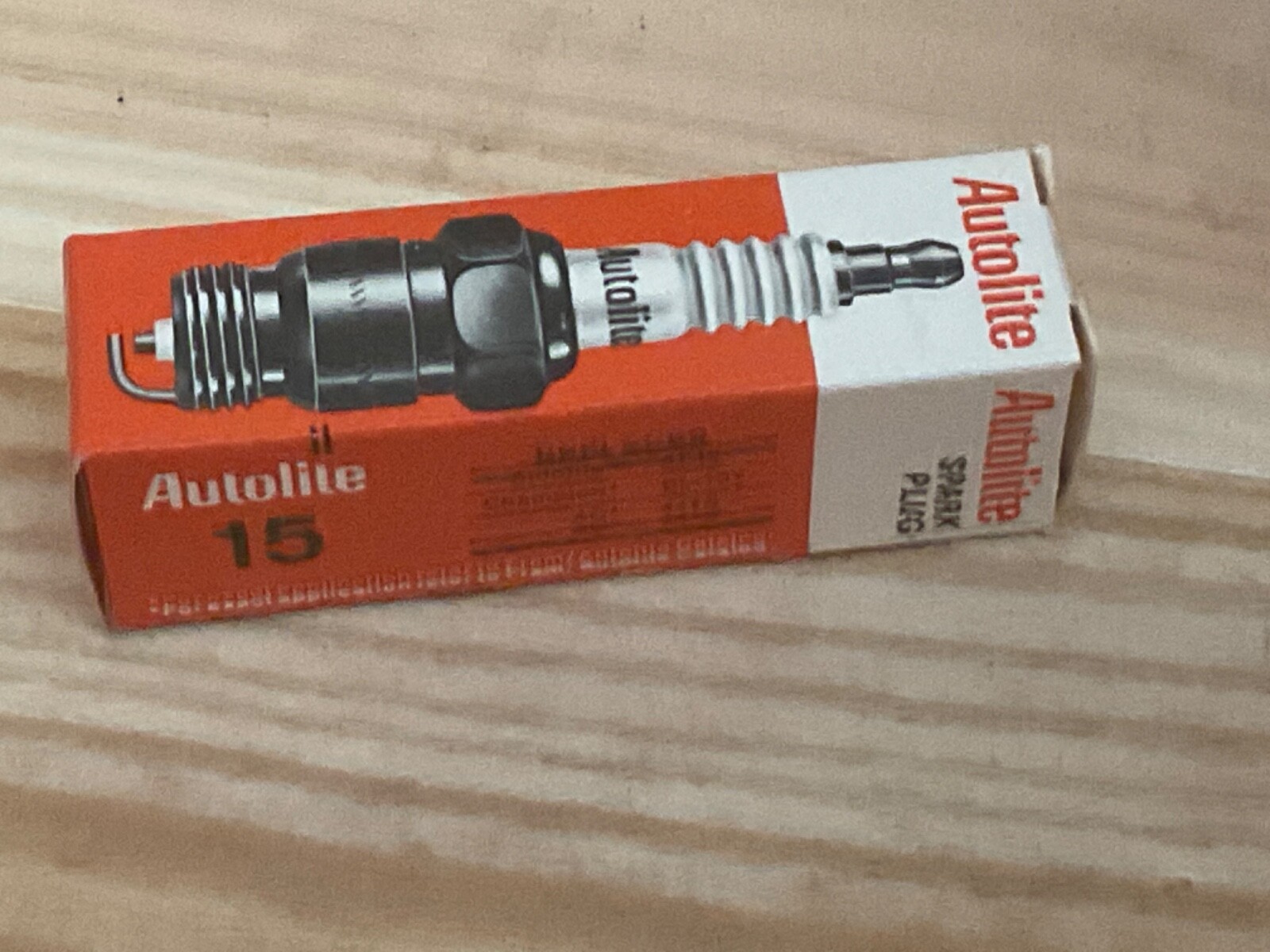 Autolite Spark Plug #15 NEW Old Stock plug