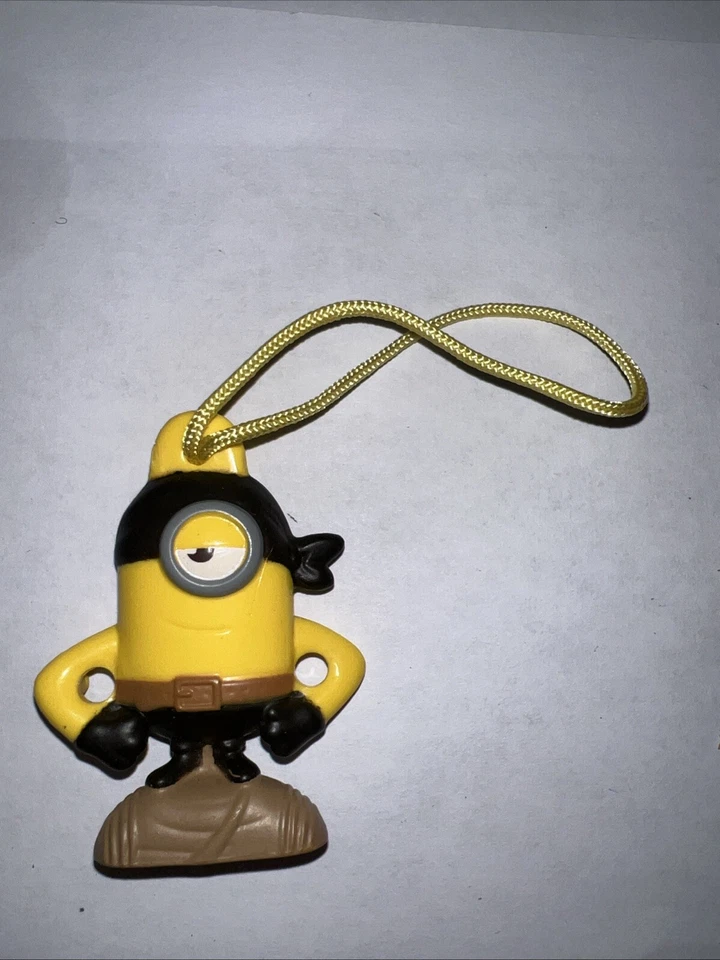 2015 Pirate Minion 2.5" General Mills Cereal Backpack Charm Despicable Me Pirate - Image 2 of 4