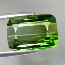 5.64CT  12X8MM BEAUTIFUL FIRE SPARKLING 100%NATURAL MOZAMBIQUE GREEN TOURMALINE