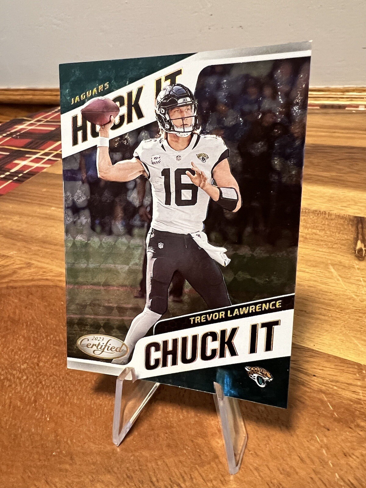 2023 panini certified trevor lawrence, Huck It Chuck It, Rare Insert