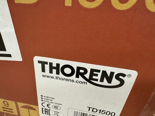 Thorens TD-1500 Turntable Walnut, Grade A - Picture 2 of 2