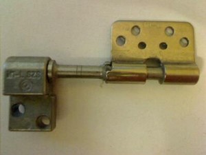 TFT LCD Display Scharnier Links (L) Apple MacBook Pro A1226 -2