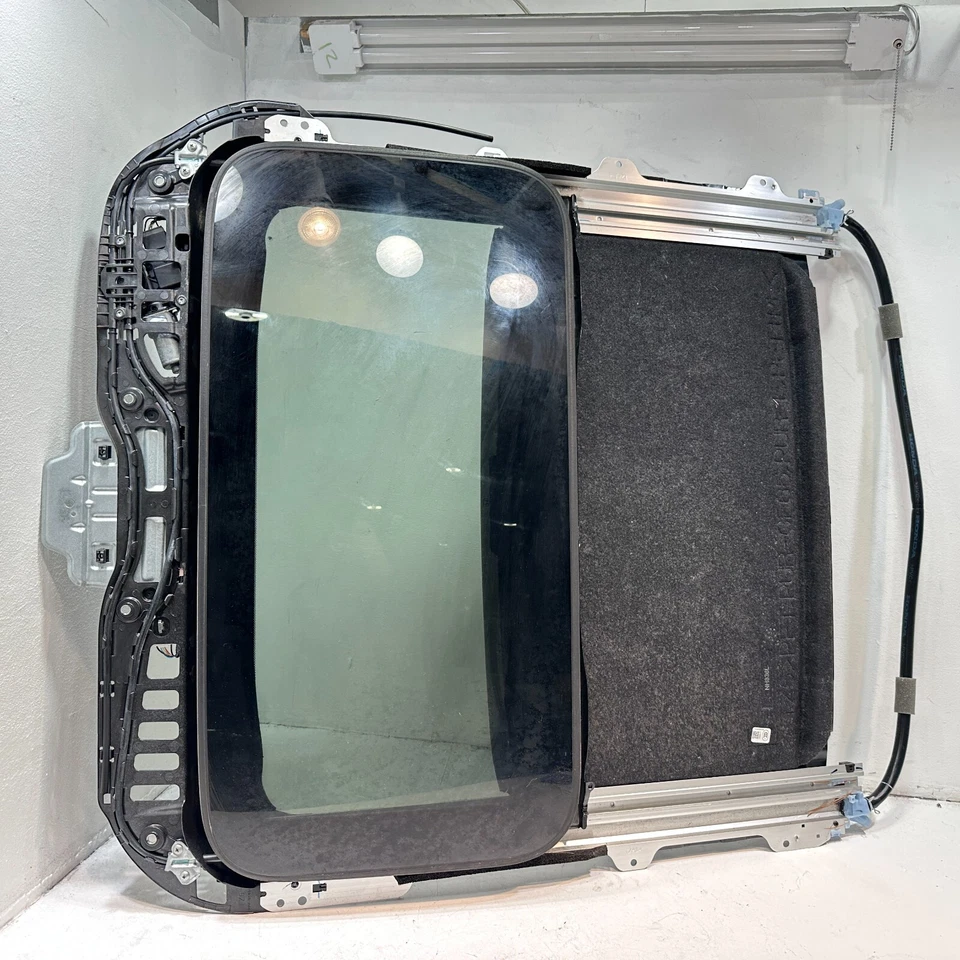 Marco techo corredizo Honda Pilot parasol ventana vidrio y motor Nh836L gris 2016-18 OEM Foto 2 de 4