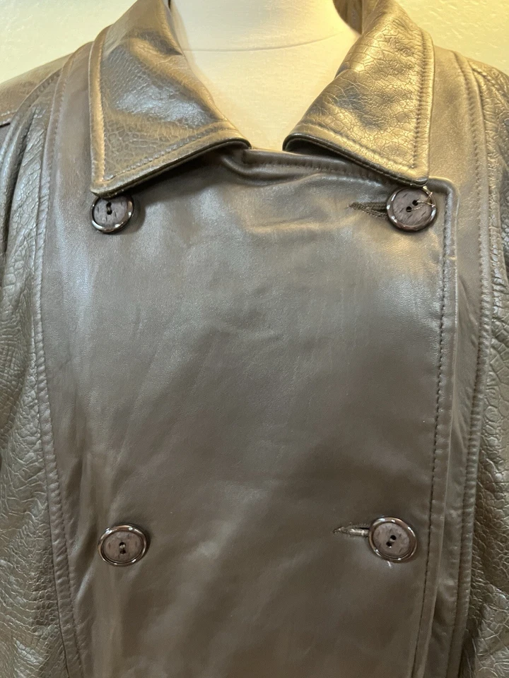 Gabardina de cuero marrón para mujer Daniel Marcus de colección talla grande hecha en Canadá Foto 3 de 4