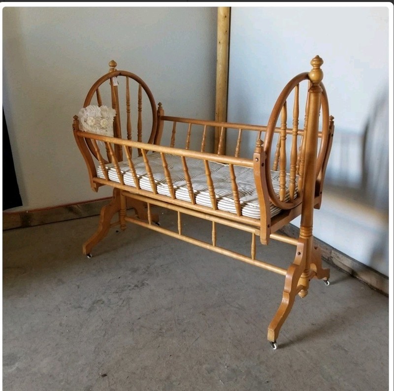 Jenny Lind Wooden Oval Bassinet Brown with Rocking Stand
