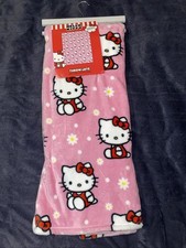 Hello Kitty by Sanrio Daisy Pink Sherpa White Backed Throw Blanket 46x60 New