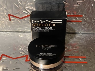 MAC STUDIO FIX PRO SET +BLUR WEIGHTLESS LOOSE POWDER MEDIUM~BRAND NEW IN BOX