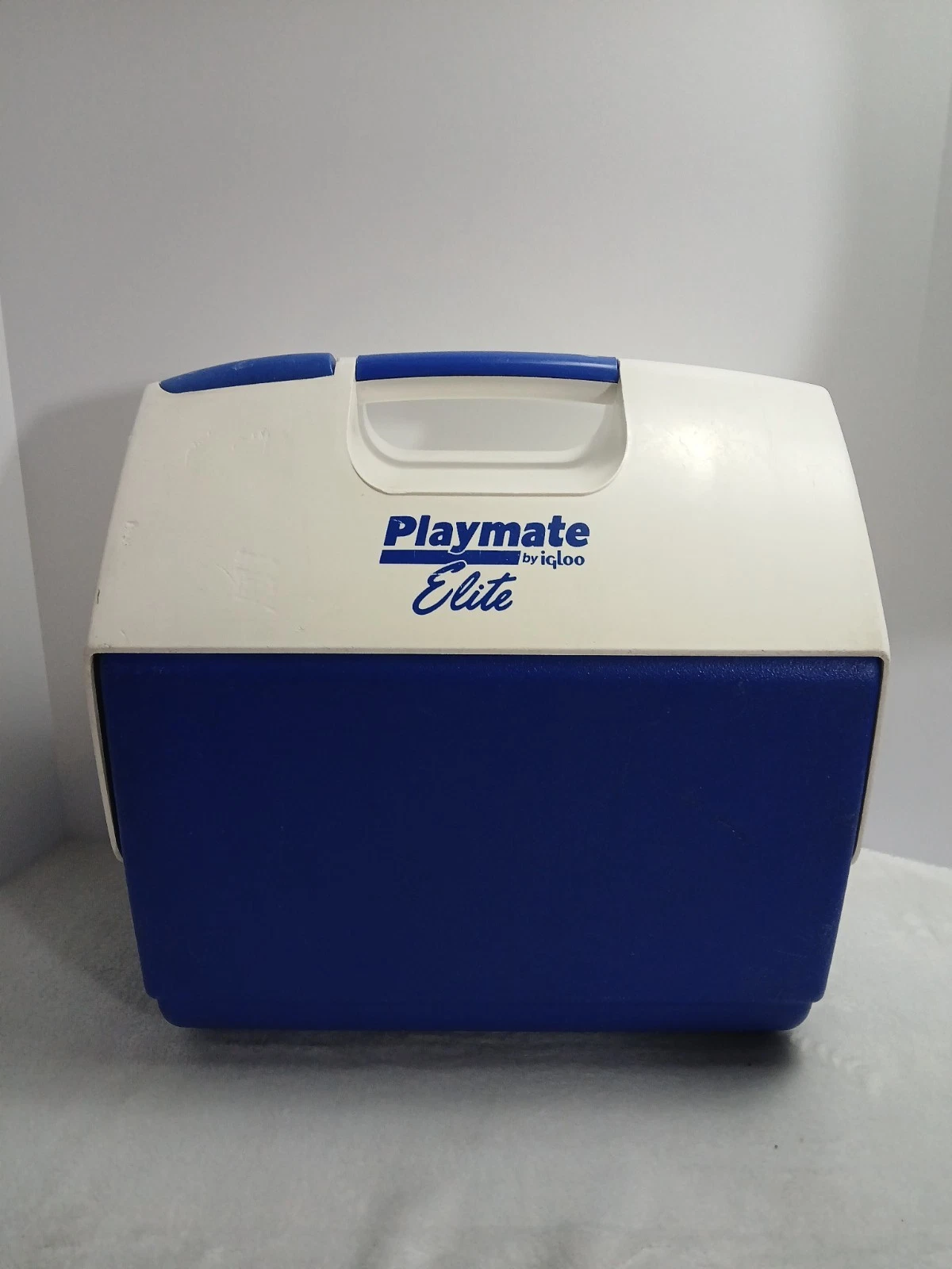 Vintage Igloo Playmate Elite Cooler Blue 16qt Large Ice Box